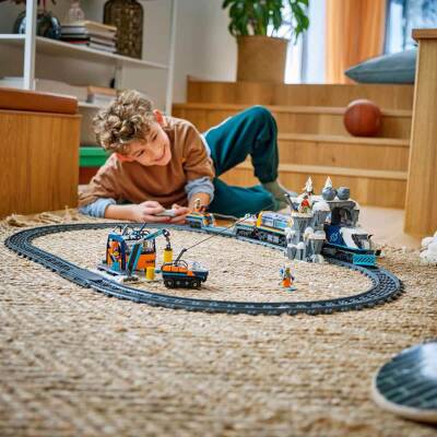Lego City Kaşiflerin Kuzey Kutbu Ekspres Treni 60470 - 4