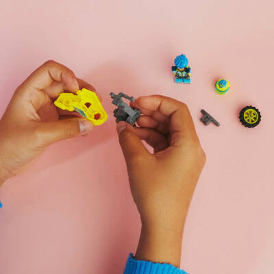 Lego City Siber Gösteri Motosikleti 60358 - 6