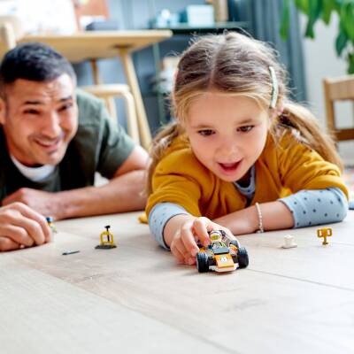 Lego City Yarış Arabası 60322 - 5