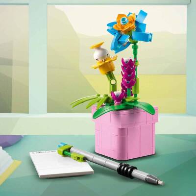 Lego Creator Çiçekli 3'ü 1 Arada Çiçekli Daktilo Oyun Seti 31169 - 9