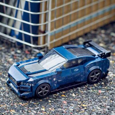 Lego Ford Mustang Dark Horse 76920 - 5
