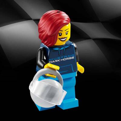 Lego Ford Mustang Dark Horse 76920 - 7