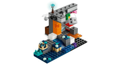 Lego Minecraft Bekçi Karşılaşması 21274 - 3
