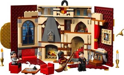 Lego Harry Potter Gryffindor Binası Bayrağı 76409 - 2