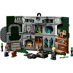 Lego Harry Potter Slytherin Binası Bayrağı 76410 - 4