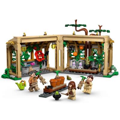 Lego Harry Potter Hogwarts Şatosu Bitkibilim Dersi 76445 - 6