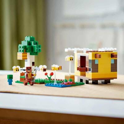 Lego Minecraft Arı Evi 21241 - 5