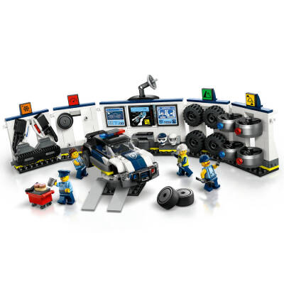 Lego City Özel Polis Arabası Garajı 60457 - 3