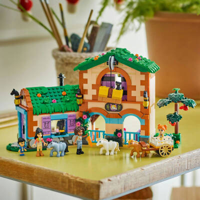 Lego Friends Midilli Çiftliği ve Ahır 42654 - 4