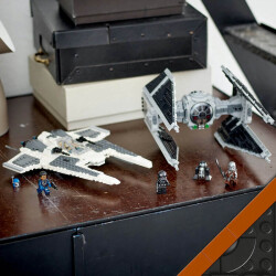 Lego Star Wars Mandalorian Fang Fighter Tie Interceptor'a Karşı 75348 - 4