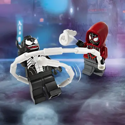 Lego Super Heroes Marvel venom Robot Zırhı Miles Morales’e Karşı 76276 - 4