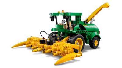 Lego Technic John Deere 9700 Forage Harvester 42168 - 2