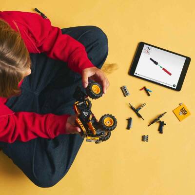 Lego Technic Monster Jam™ Dıgatron™ Çek-Bırak Oyuncak Kamyon 42199 - 7