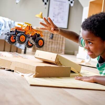 Lego Technic Monster Jam El Toro Loco 42135 - 8