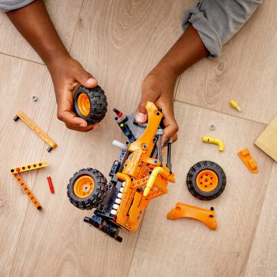 Lego Technic Monster Jam El Toro Loco 42135 - 9