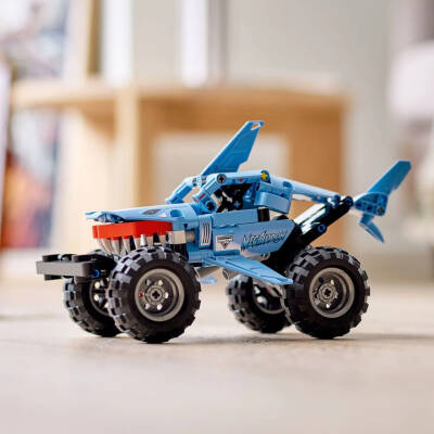 Lego Technic Monster Jam Megalodon 42134 - 5