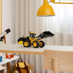Lego Technic Volvo L120 Electric Tekerlekli Yükleyici 42209 - 7