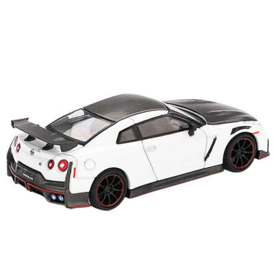 Mini GT 1/64 Nissan GT-R Nismo 2024 Brilliant White Pearl - 4