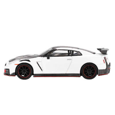 Mini GT 1/64 Nissan GT-R Nismo 2024 Brilliant White Pearl - 3