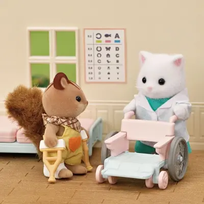 Sylvanian Families Köy Doktoru Başlangıç Seti Esf5705 - 5